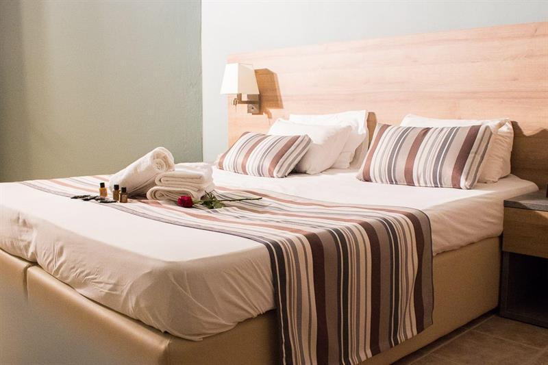 Endless Blue Resort Rethymno 阿德里安诺斯·坎波斯 外观 照片